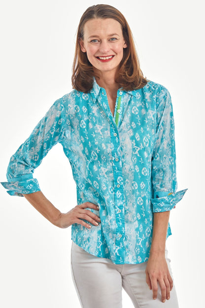 3/4 Sleeve Rome Shirt Turquoise White Blurry Letters - DIZZY LIZZIE - Banebrook Collections