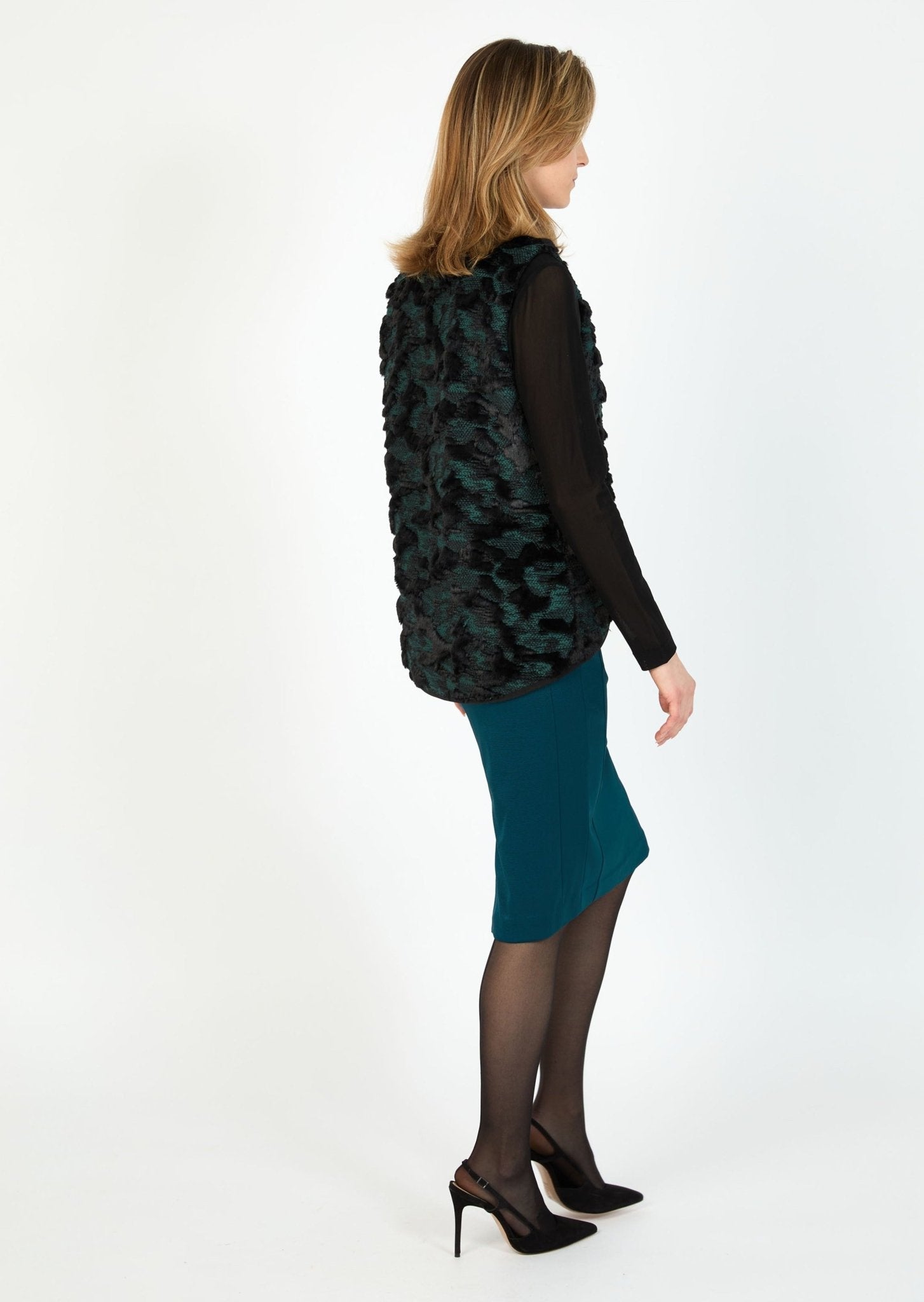 Lugano Faux Fur Vest - HILTON HOLLIS - Banebrook Collections