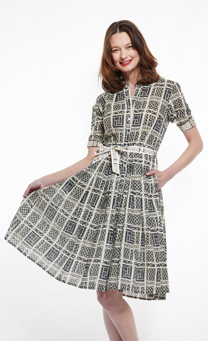 Mrs Maisel Dress In Black And Beige Wicker Print - DIZZY LIZZIE - Banebrook Collections