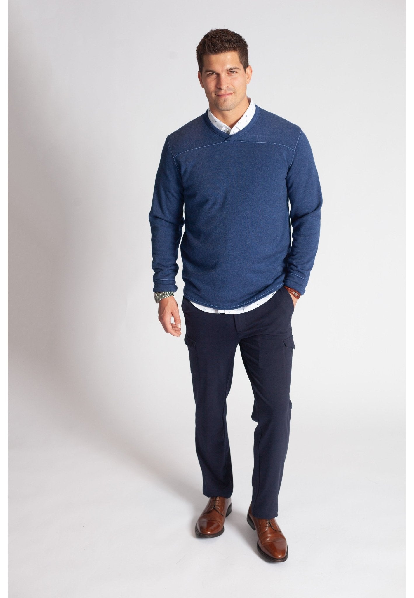 Rugvee Pullover V - Neck Sweatshirt - Tokyo Blue - BUKI - Banebrook Collections